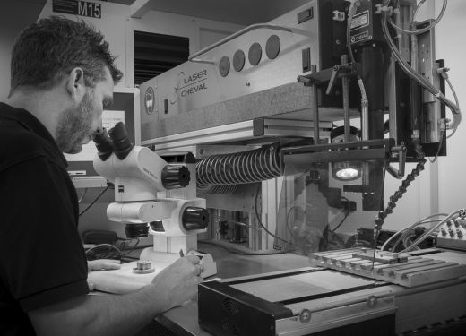 Installation et mise en service machine marquage laser